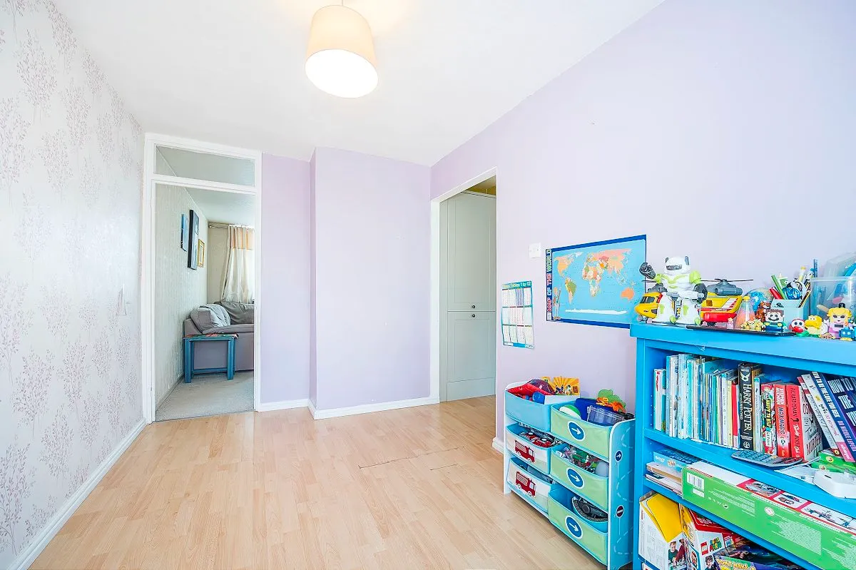 Wyfields, Ilford, Essex, IG5 0XJ, photo 7