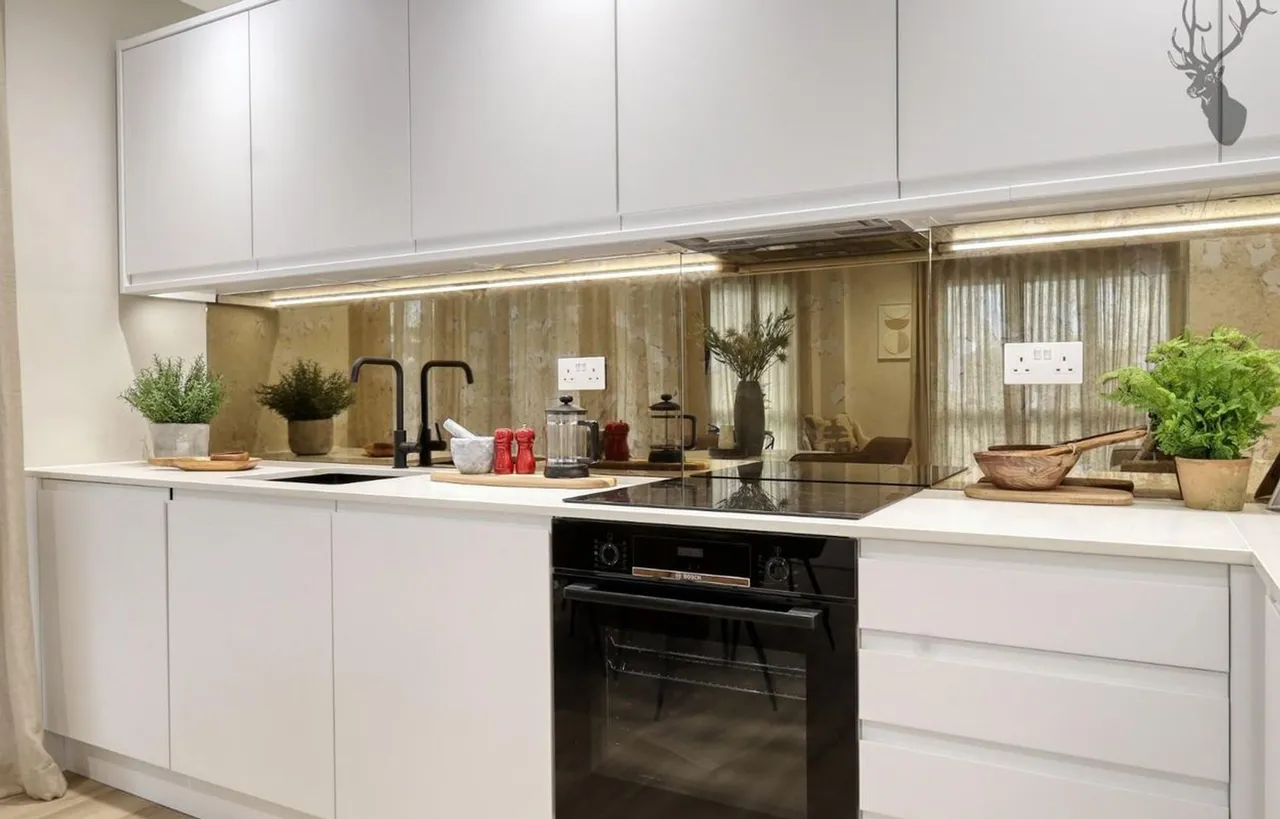 High Road, Chigwell, IG7, photo 3