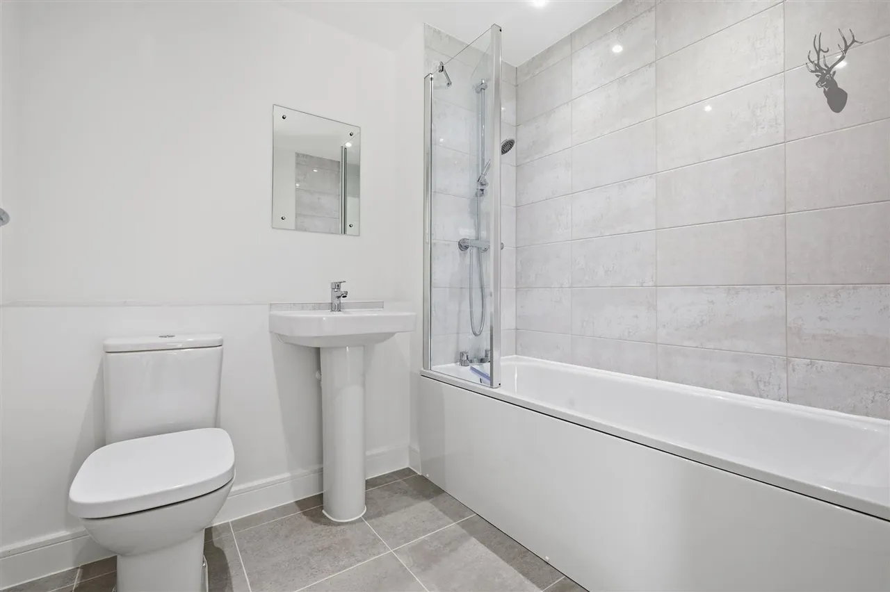 Graters Walk, Bishop's Stortford, CM23, photo 6