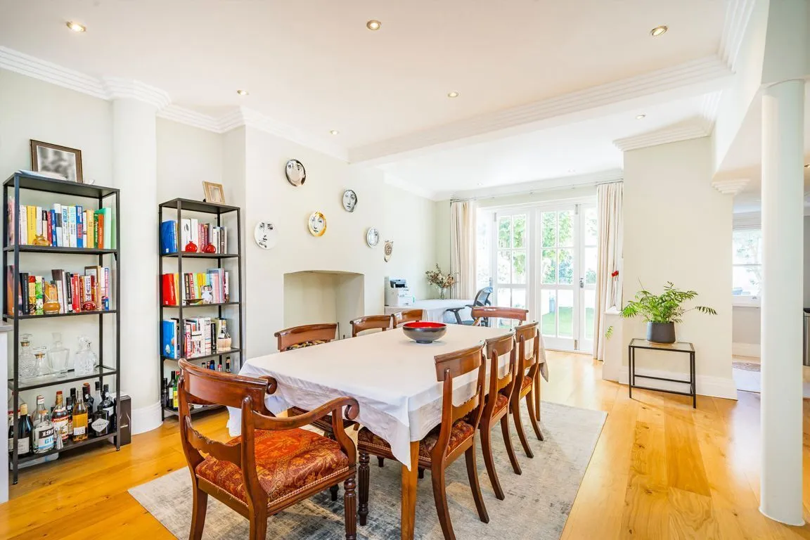 Devonport Road, W12, photo 4