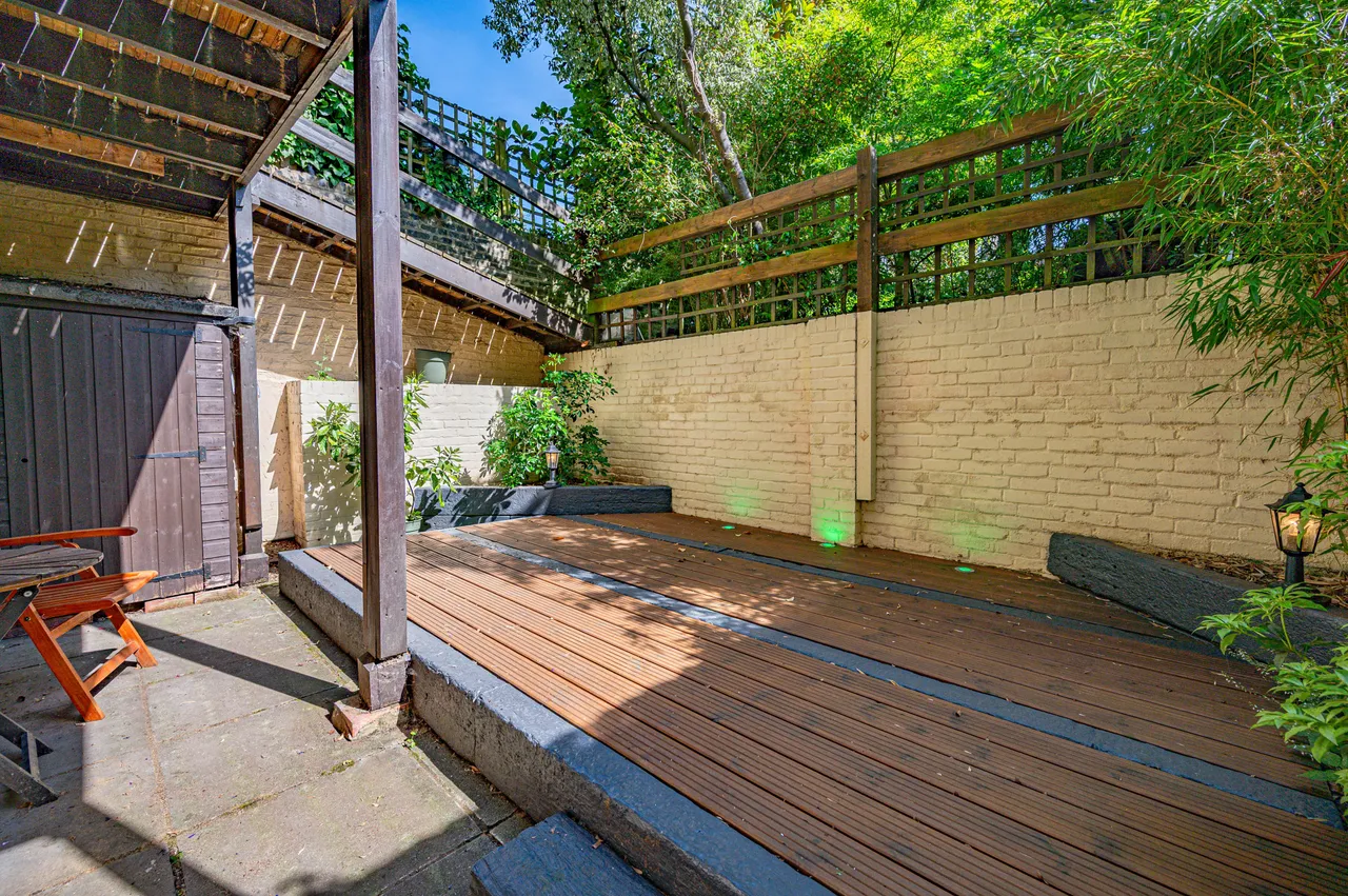 Garden Flat, 4 Camden Terrace, London, photo 3