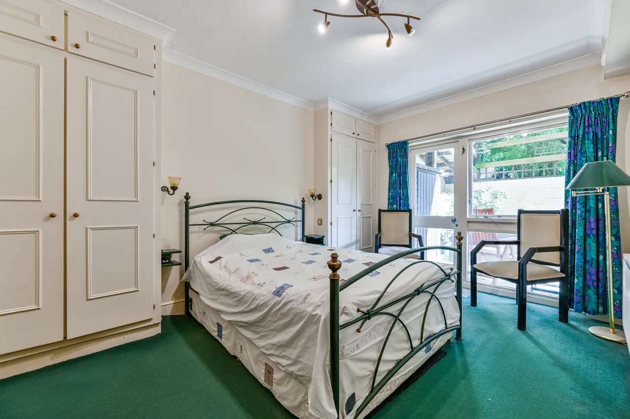 Garden Flat, 4 Camden Terrace, London, photo 10