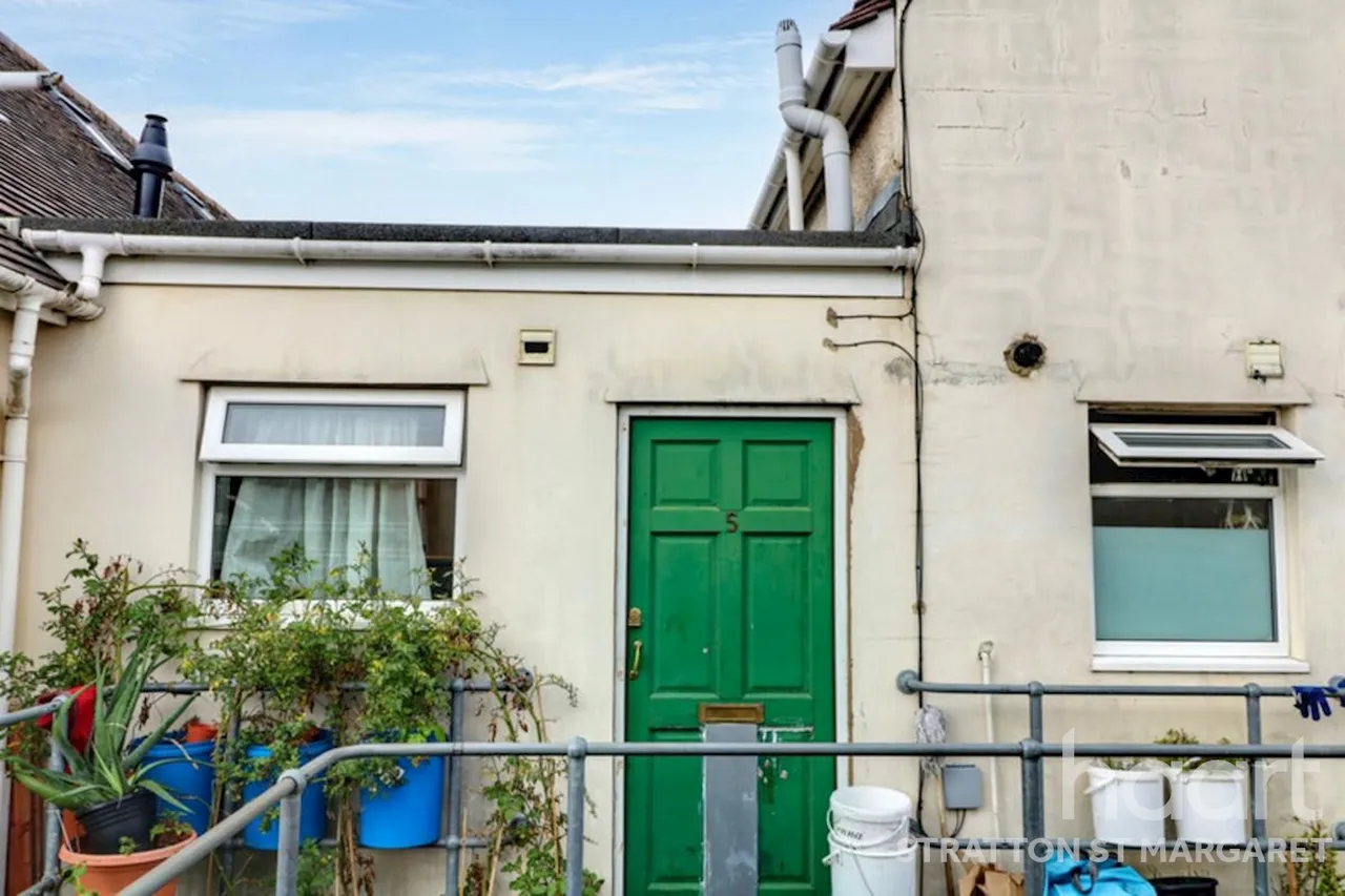 Salisbury Street, Swindon, SN1, photo 8