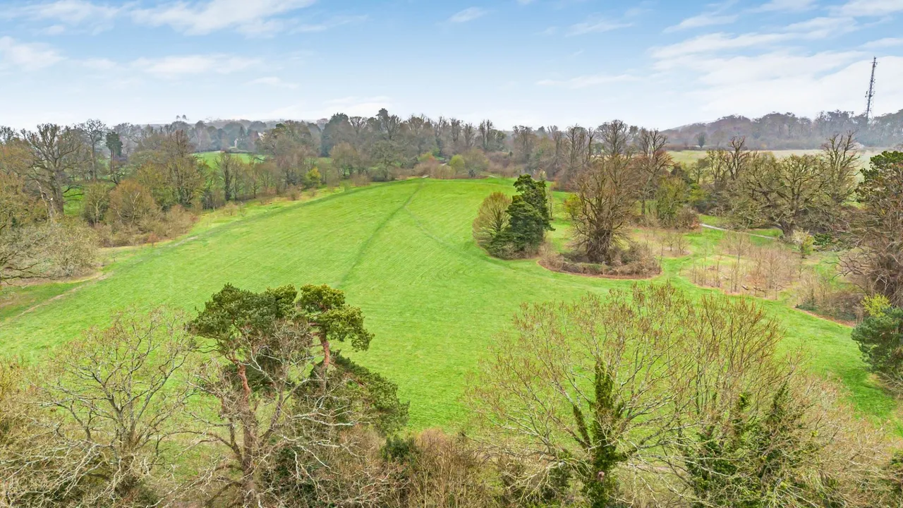 Kingshill Drive, High Wycombe, HP13, photo 18