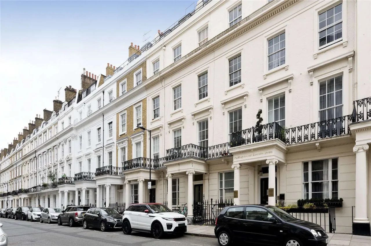 2 bed flat to rent, Devonshire Terrace, London, W2