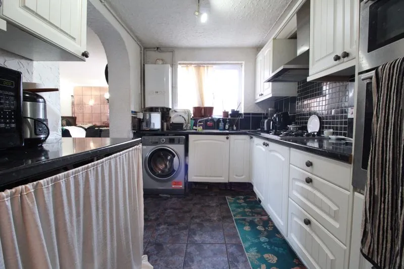 Fieldfare Green, Luton LU4 0YA, photo 7