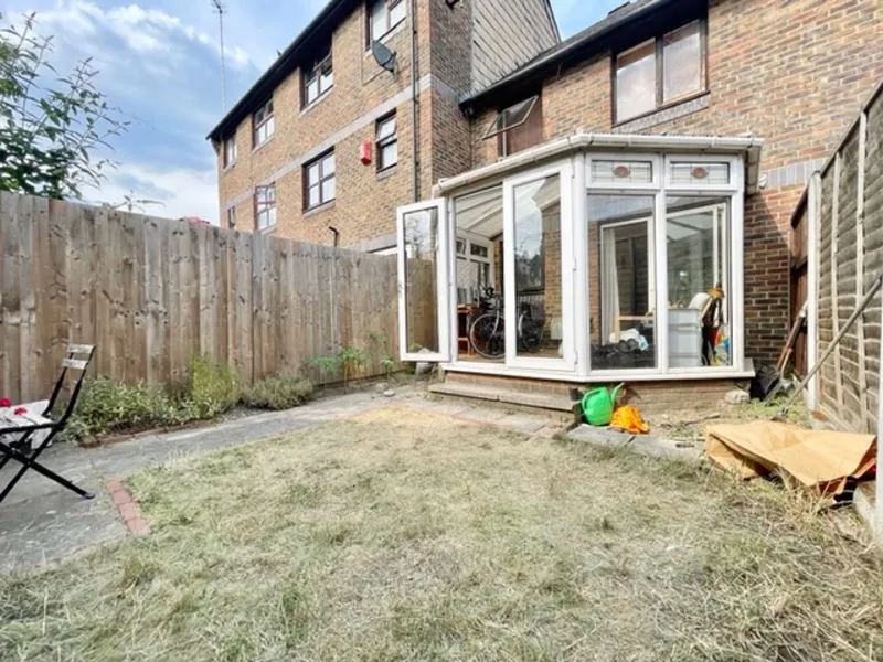Kinburn Street, London SE16 6DN, photo 10