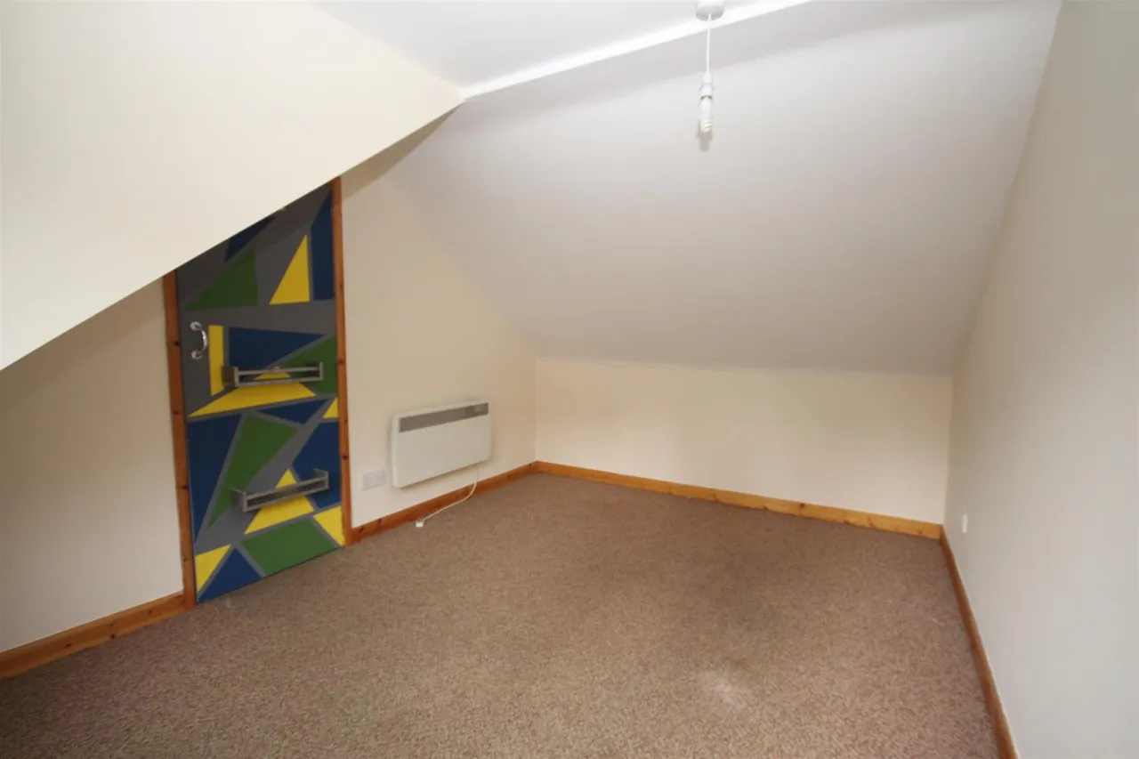 Glenmore Road, photo 8