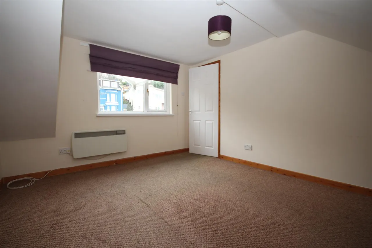 Glenmore Road, photo 4