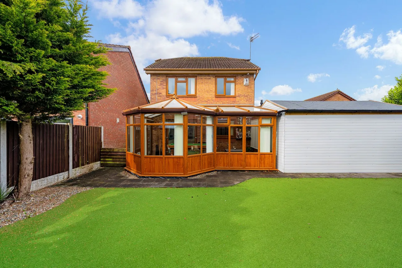 Flander Close, Widnes, Widnes, WA8 4GD, photo 18