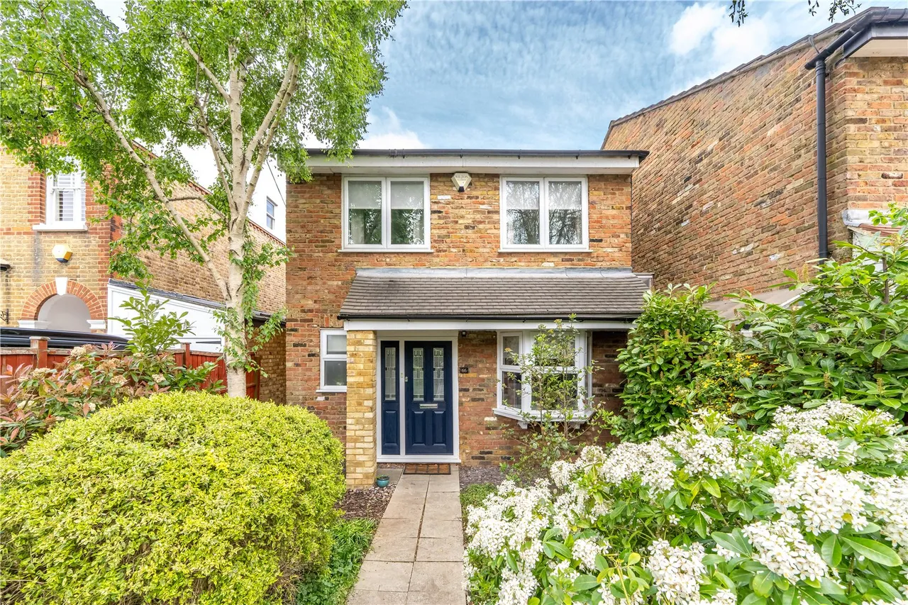 4 bed house for sale — Hampton Road, Teddington, TW11 0JX