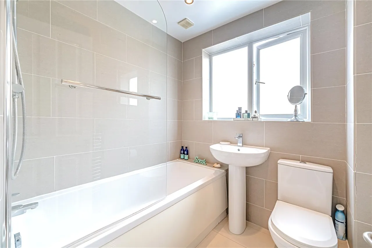 Hampton Road, Teddington, TW11 0JX, photo 11