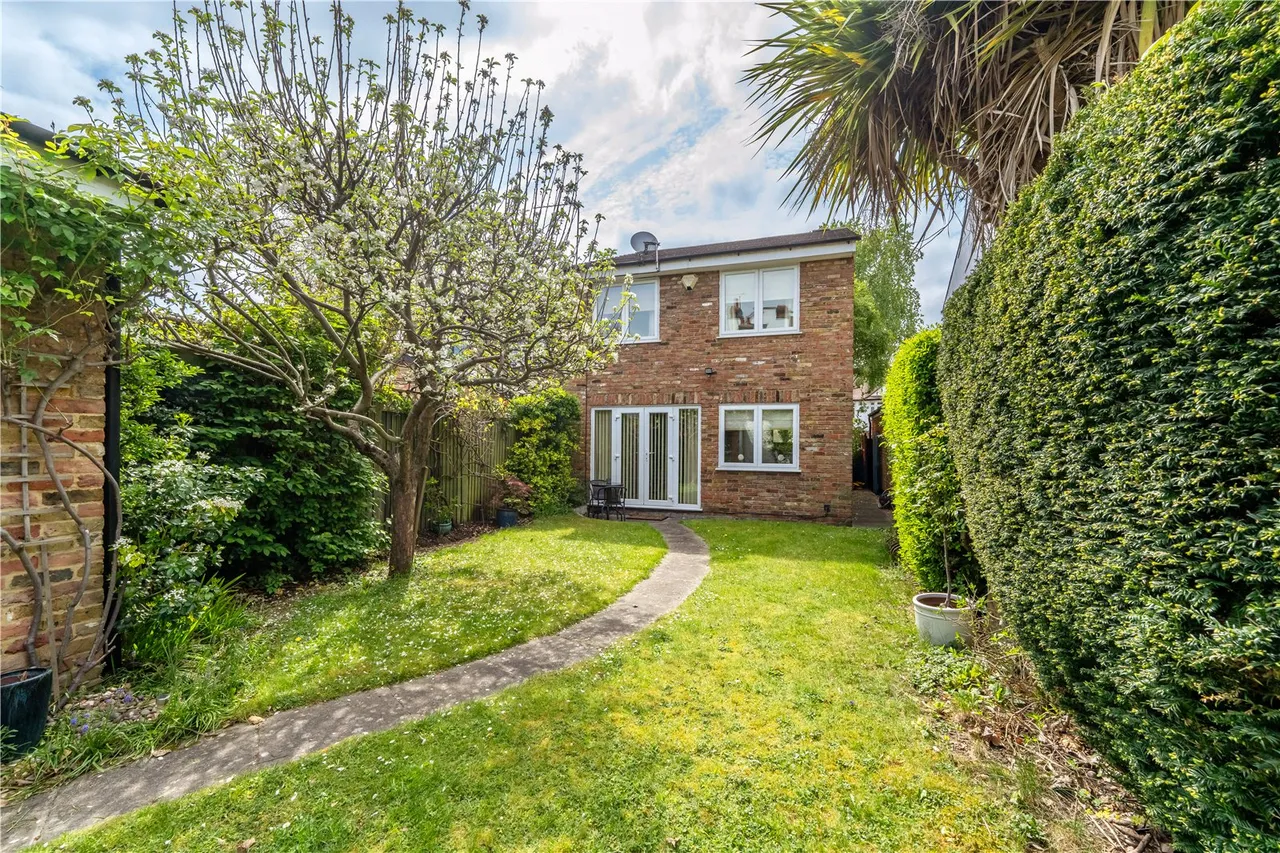 Hampton Road, Teddington, TW11 0JX, photo 12