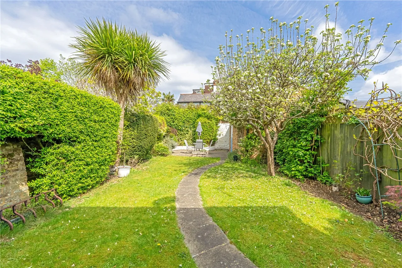 Hampton Road, Teddington, TW11 0JX, photo 13