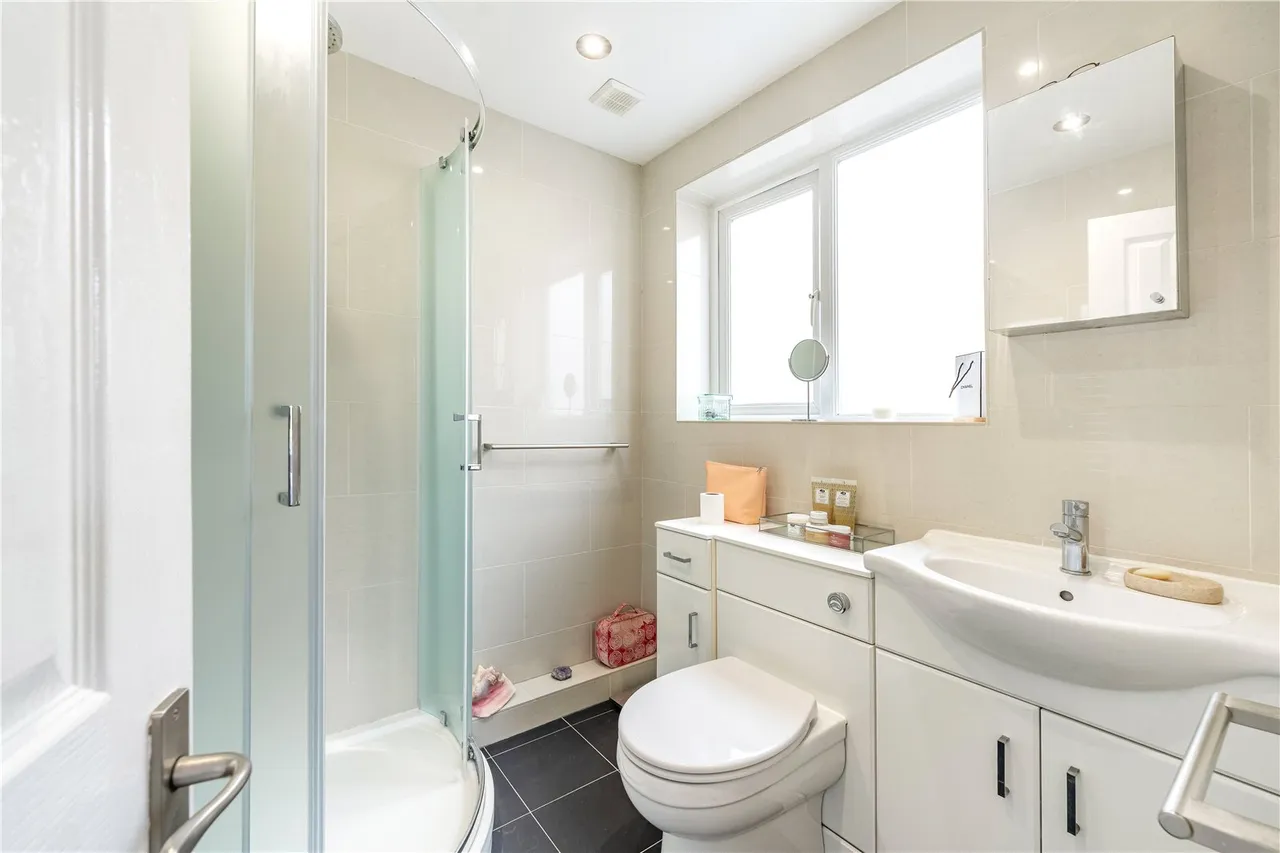 Hampton Road, Teddington, TW11 0JX, photo 7