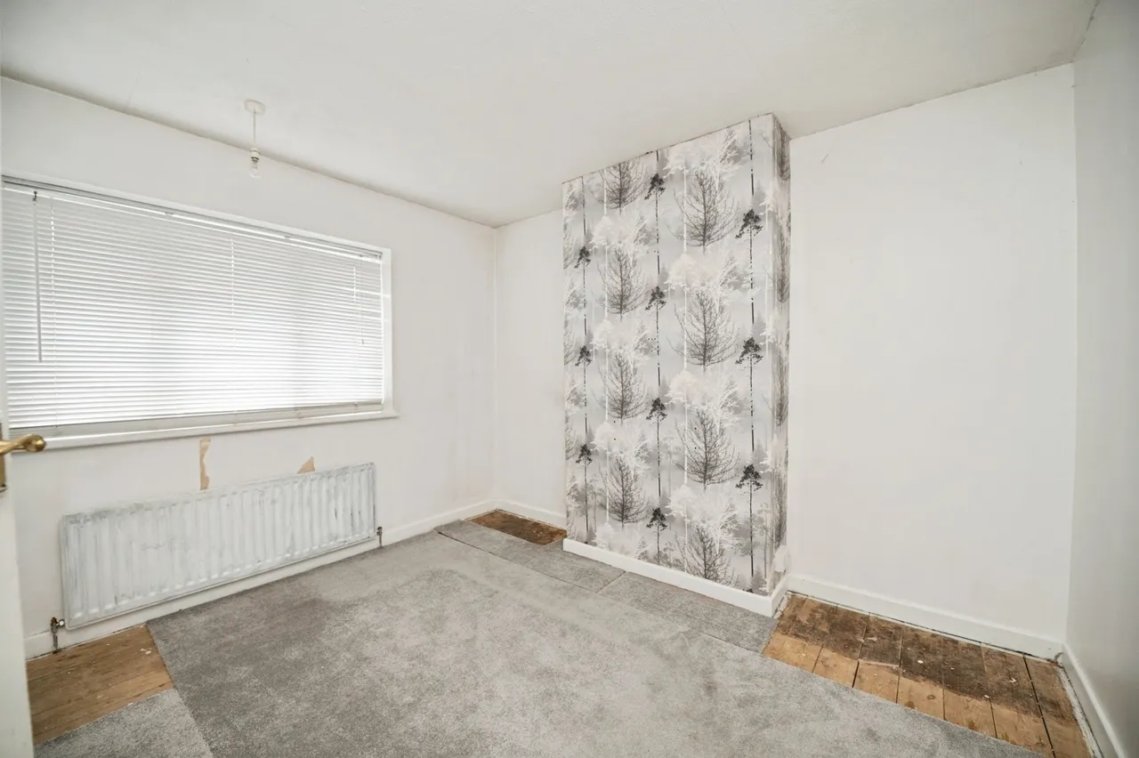Warden Avenue, Romford, RM5, photo 10