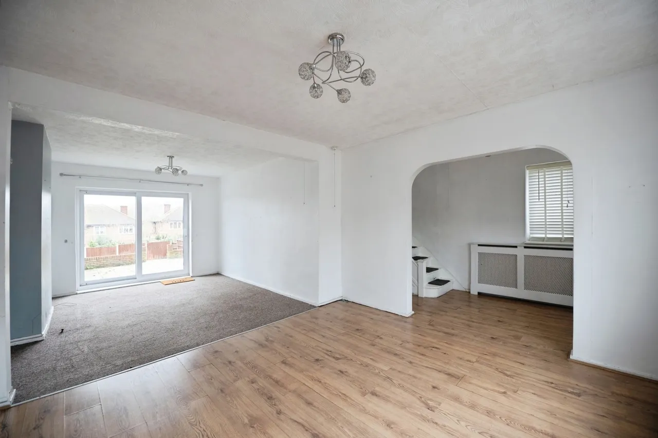 Warden Avenue, Romford, RM5, photo 5