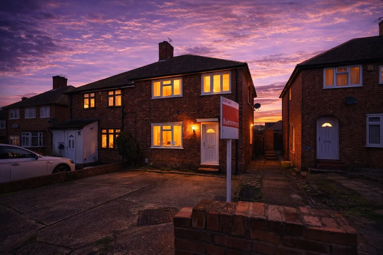 Warden Avenue, Romford, RM5, photo 2
