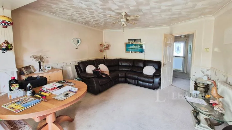 Lansdowne Avenue, Fareham, PO16, photo 5