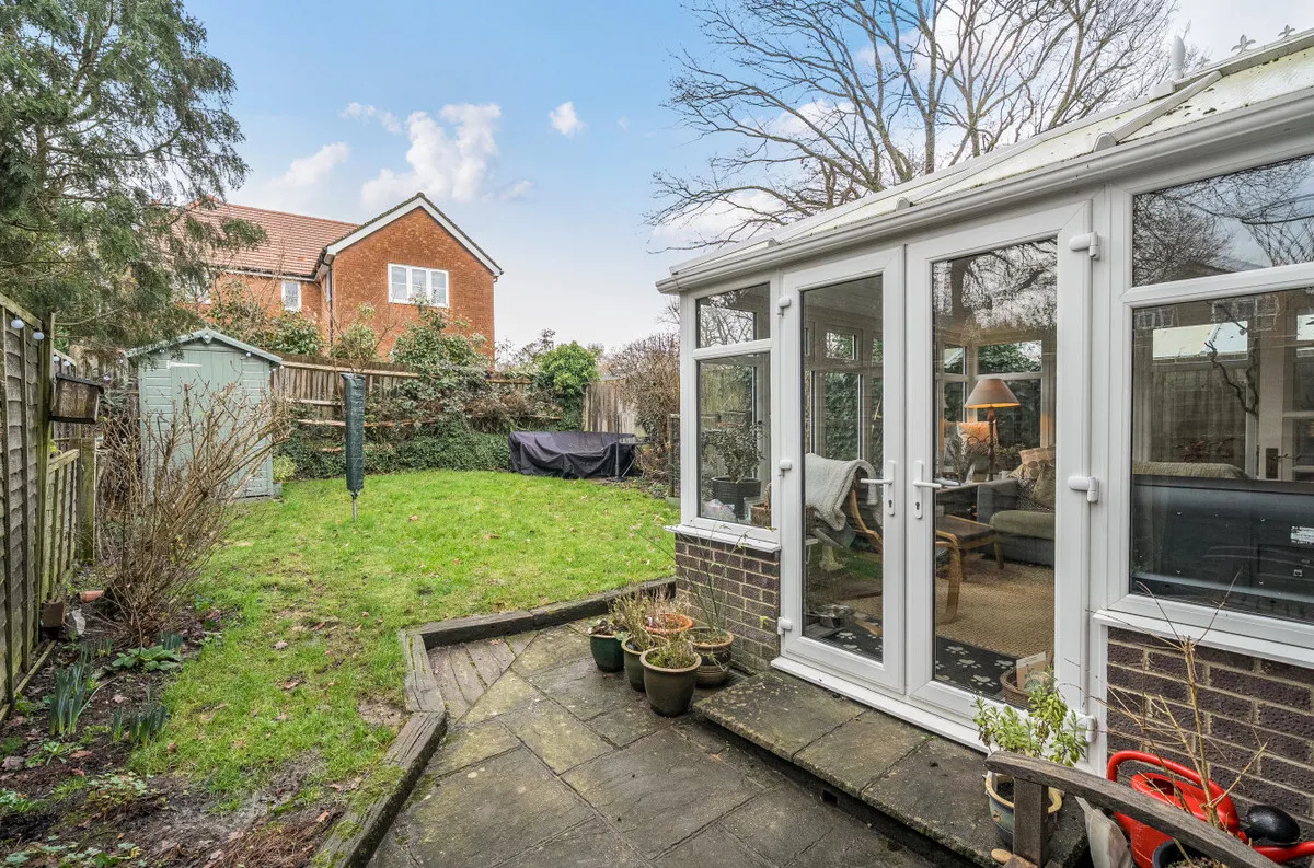 Storrington, RH20 3NZ, photo 9