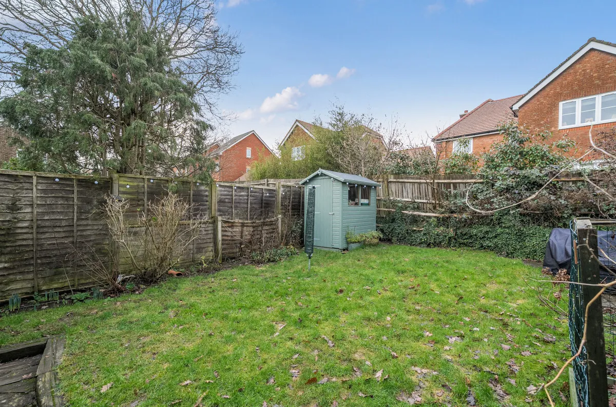 Storrington, RH20 3NZ, photo 12