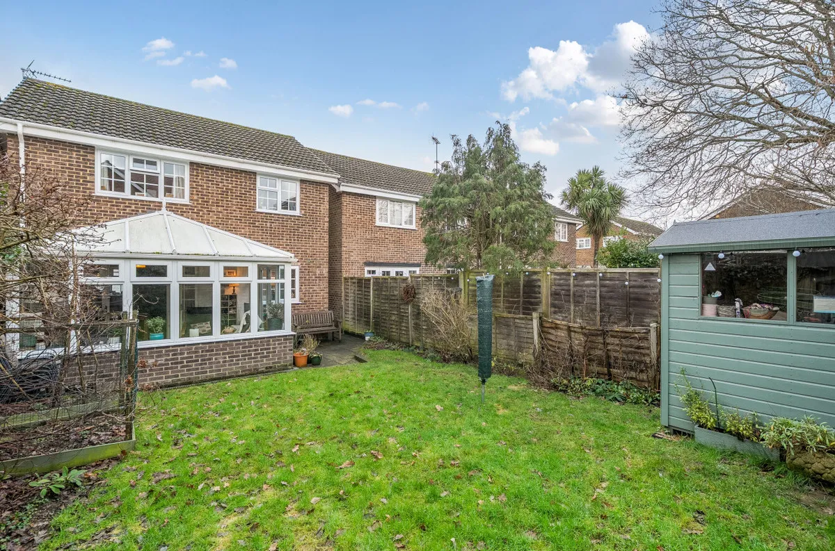 Storrington, RH20 3NZ, photo 10