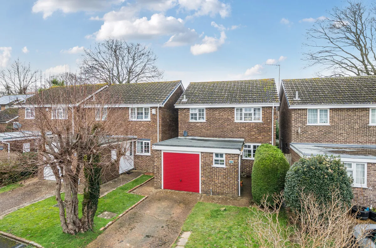 Storrington, RH20 3NZ, photo 14