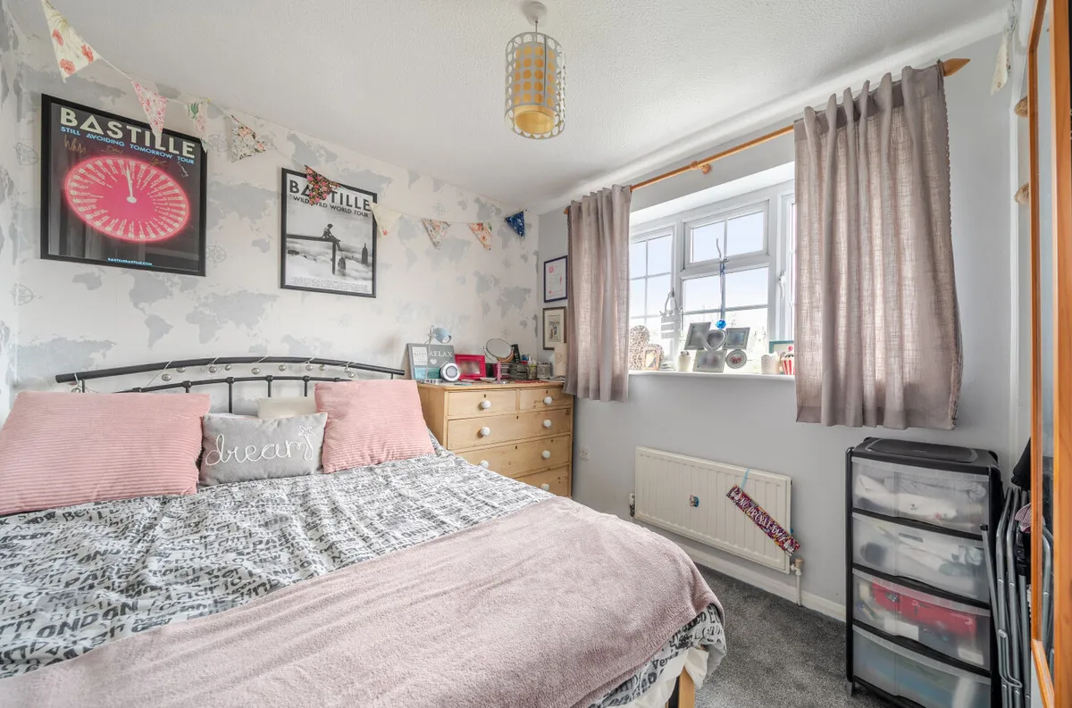 Storrington, RH20 3NZ, photo 8