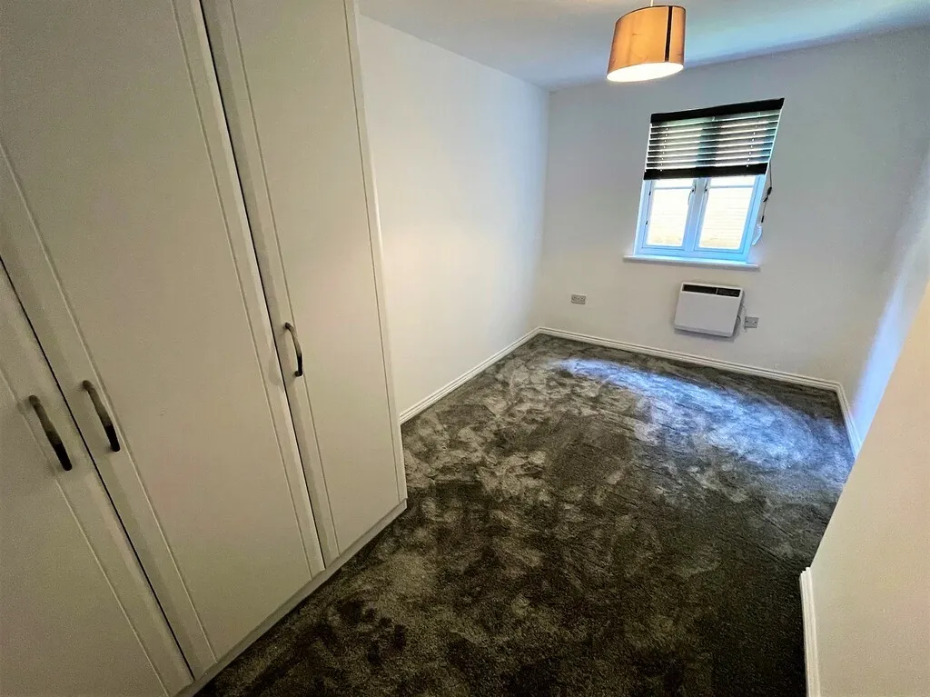 Coopers Court, photo 5
