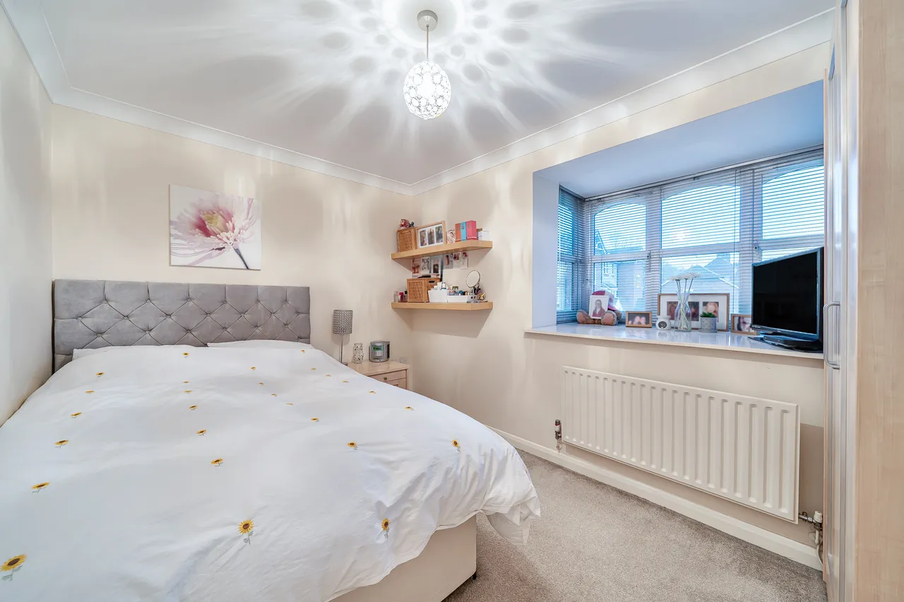 Woodfield Road, Thames Ditton, KT7, photo 7