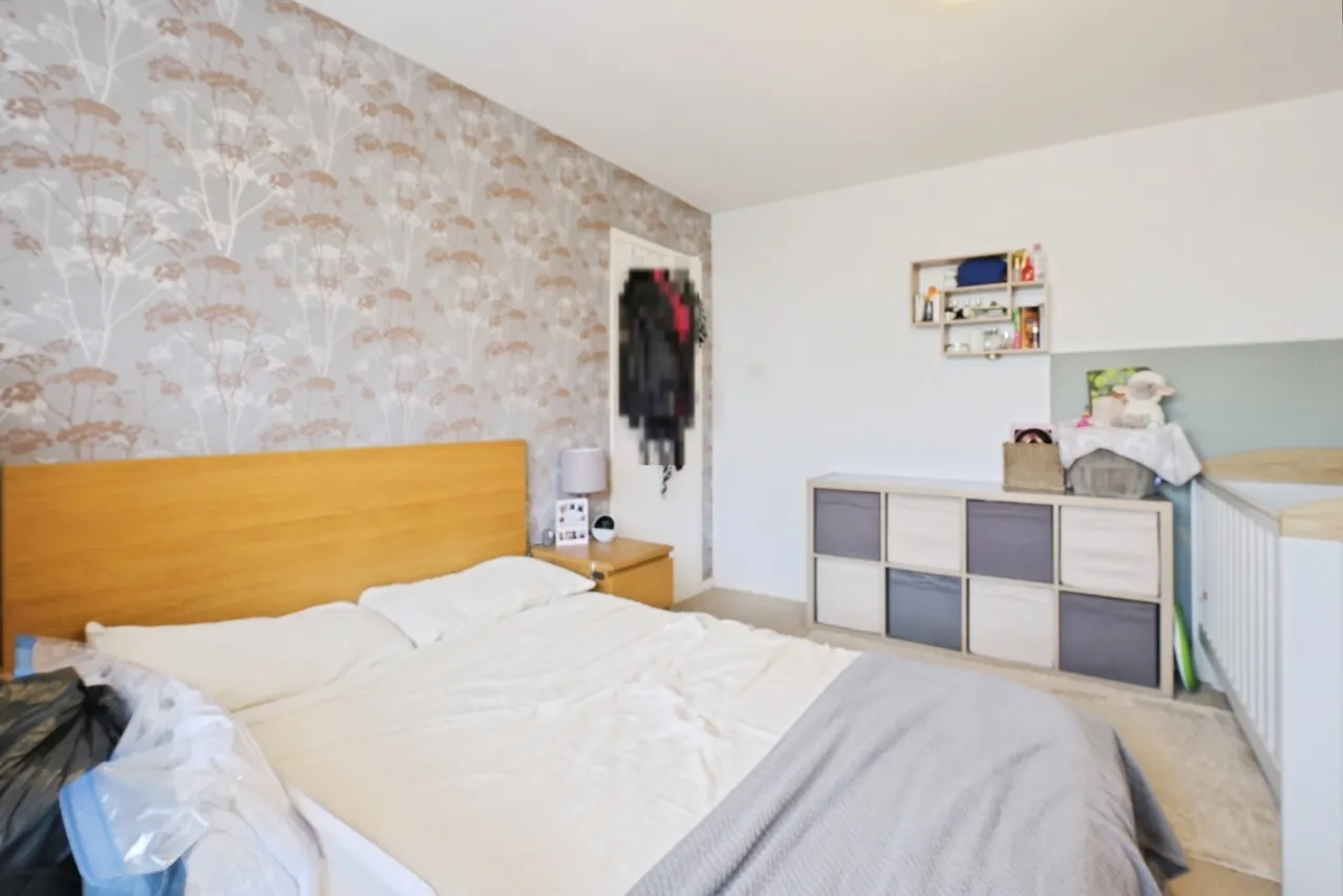 Johnson Close, Wells, BA5, photo 6