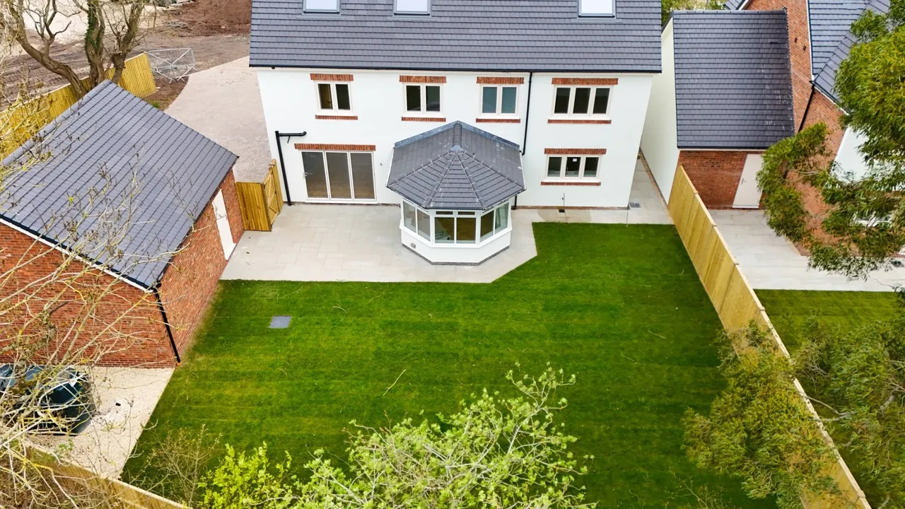 Stoney Hill, Stoney Hill, Lightmoor TF4 3QQ, photo 4