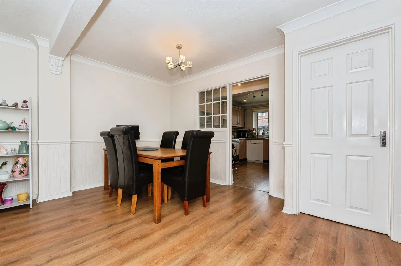 Mcleod Close, Grays, RM17, photo 6