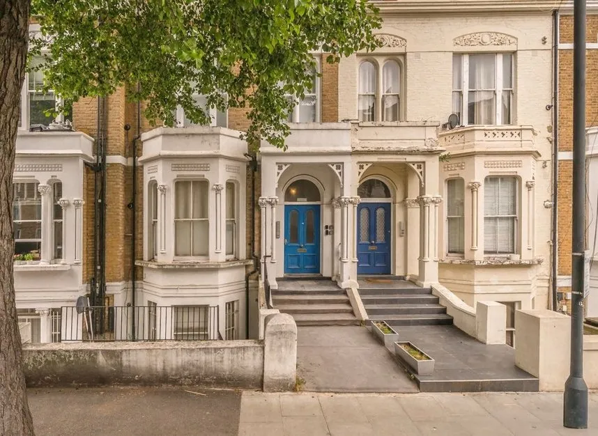 1 bed flat to rent — Sinclair Road, Shepherds Bush, W14