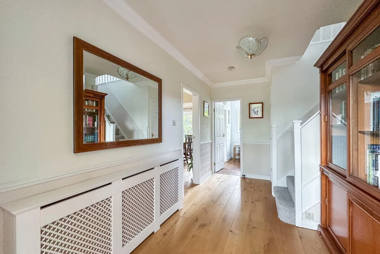 Winmarith Drive, Hale Barns, Cheshire WA15 8TJ, photo 14
