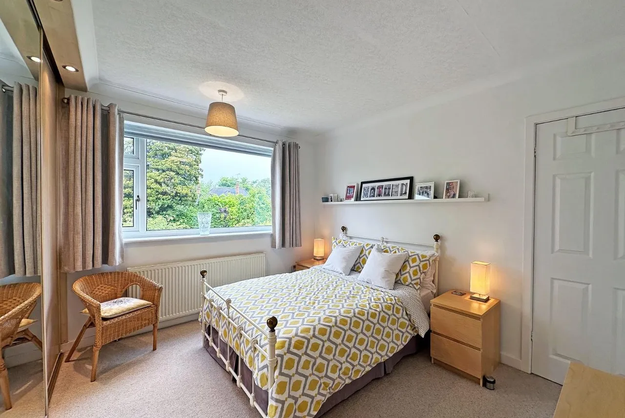 Winmarith Drive, Hale Barns, Cheshire WA15 8TJ, photo 19