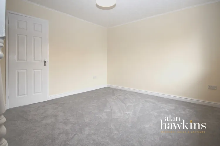 Orchard Mead, Royal Wootton Bassett, SN4, photo 4