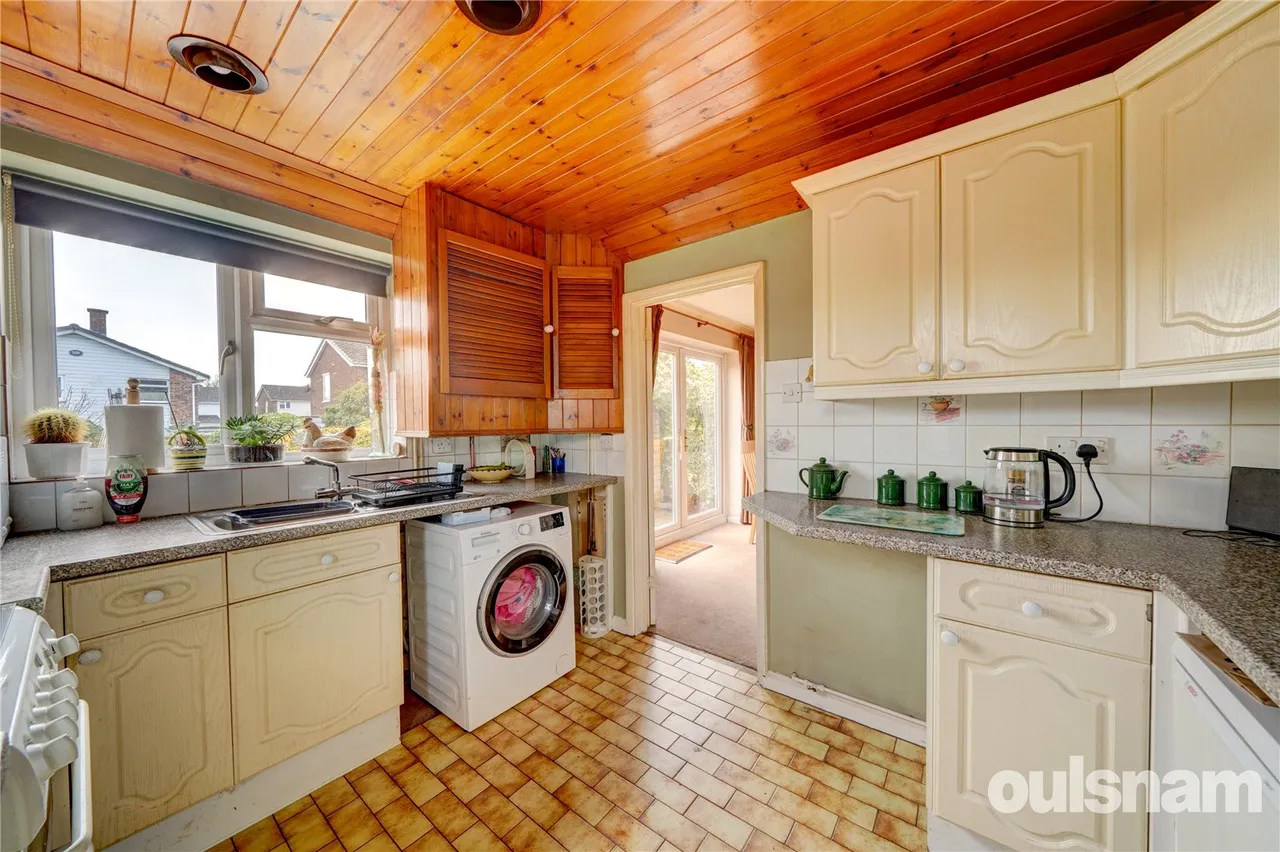 Cherry Close, Droitwich, Worcestershire, WR9 7QN, photo 5