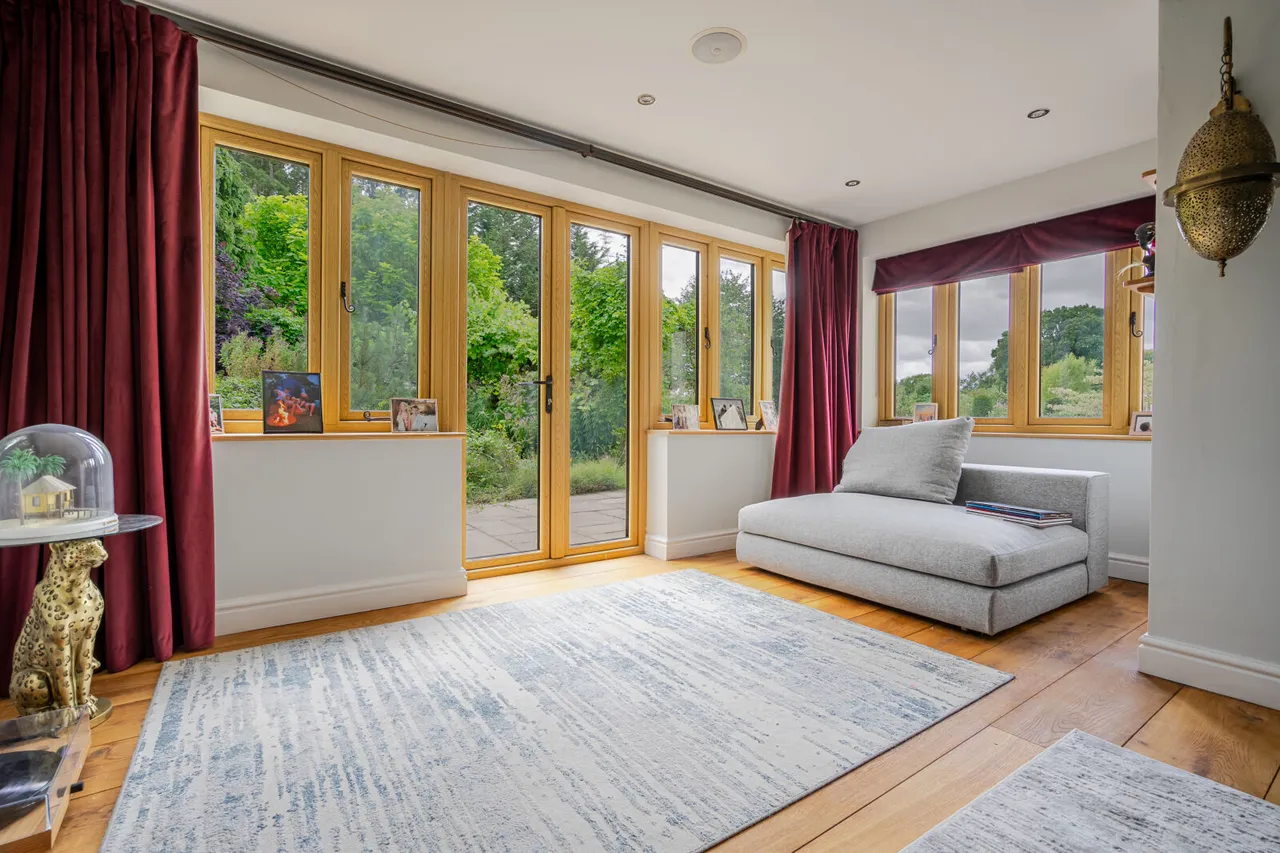 Chinnor Road, High Wycombe, HP14, photo 19