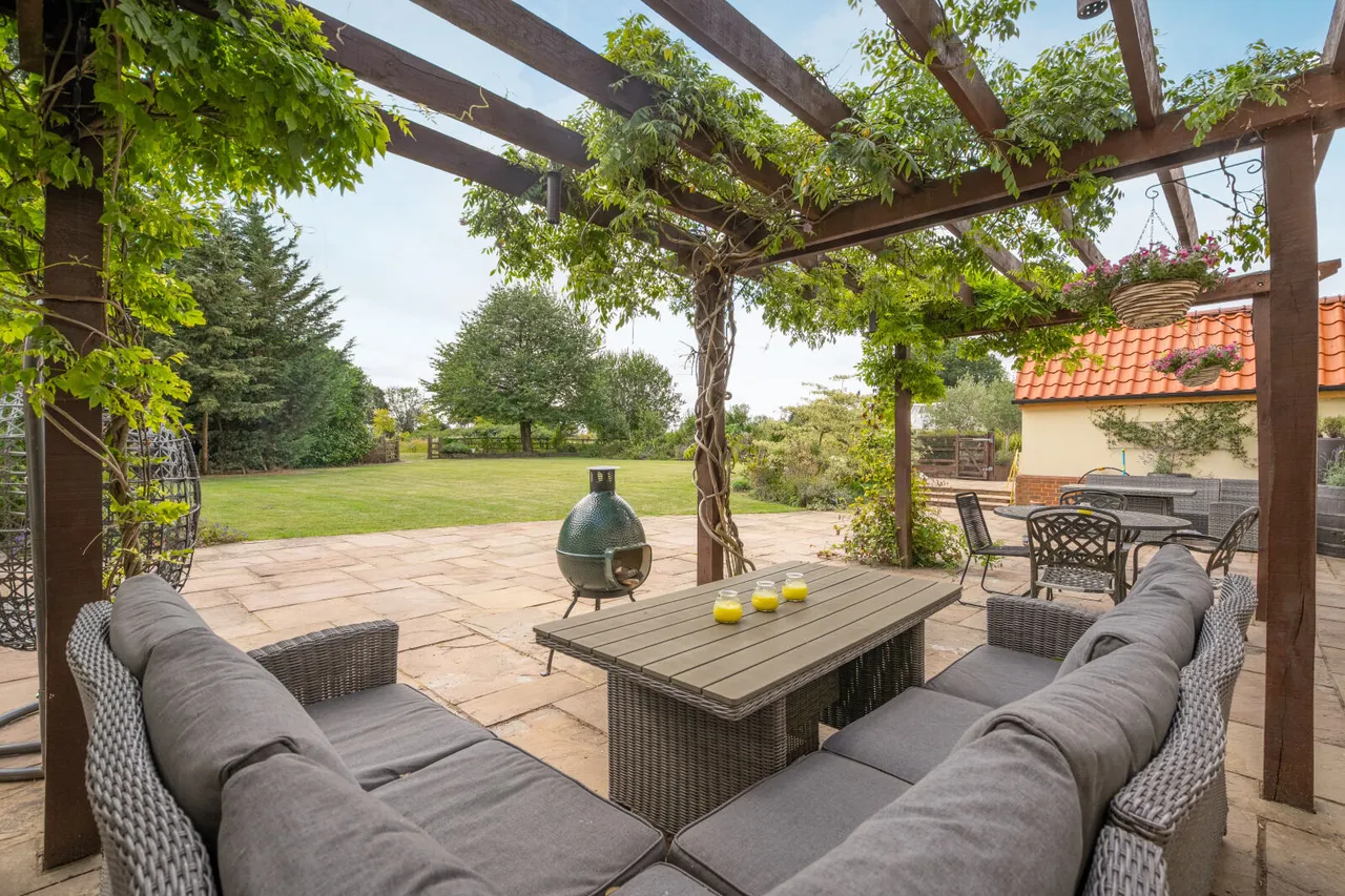 Chinnor Road, High Wycombe, HP14, photo 8