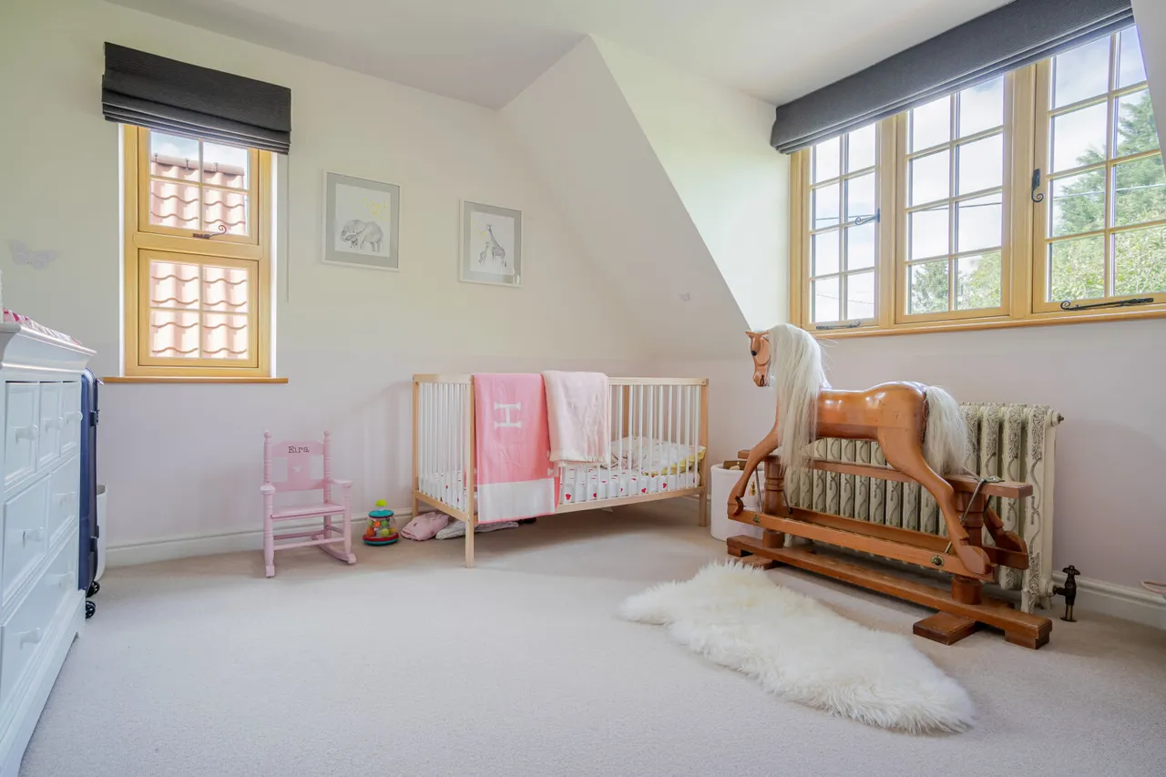 Chinnor Road, High Wycombe, HP14, photo 34