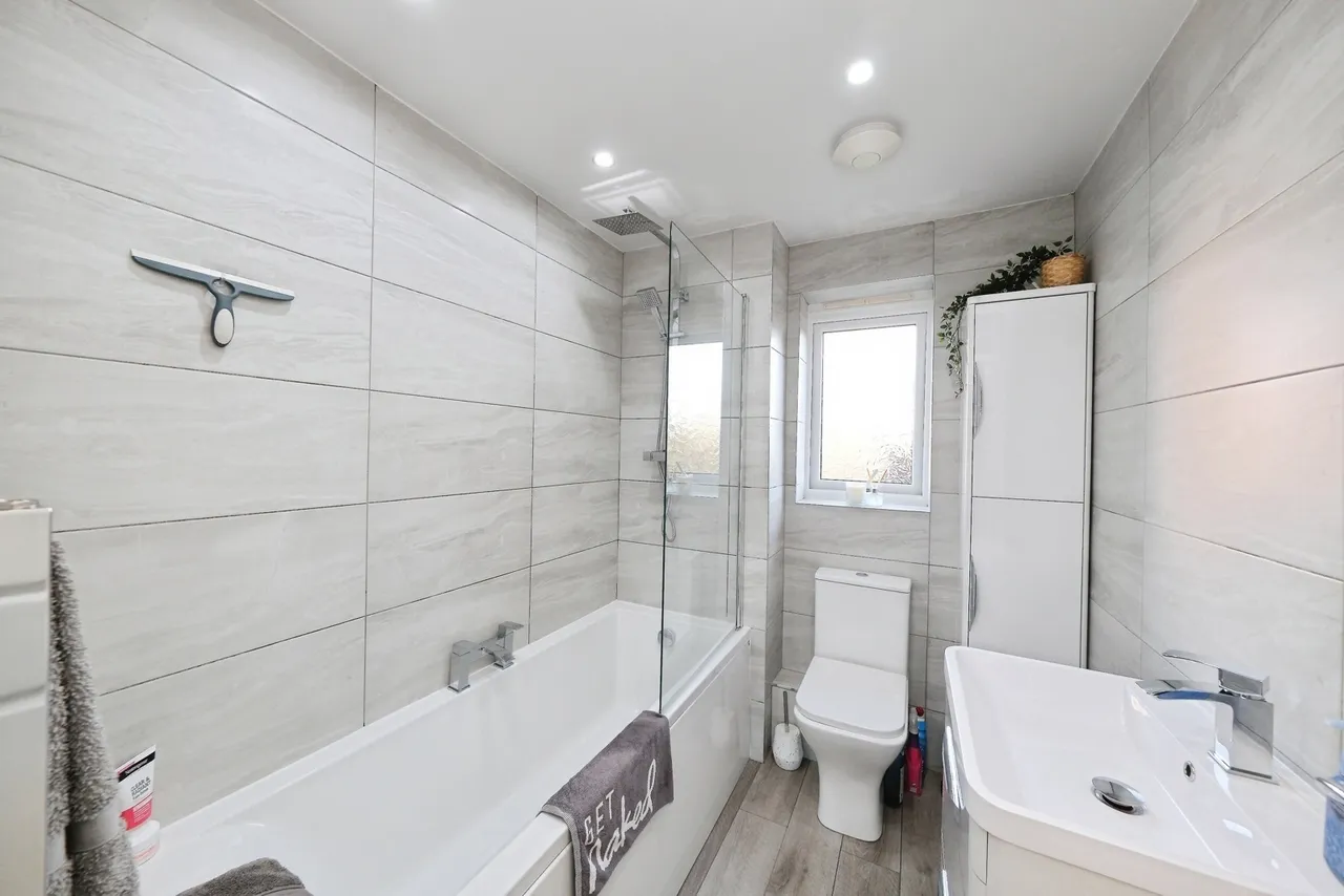 Monteney Road, Sheffield, S5, photo 11