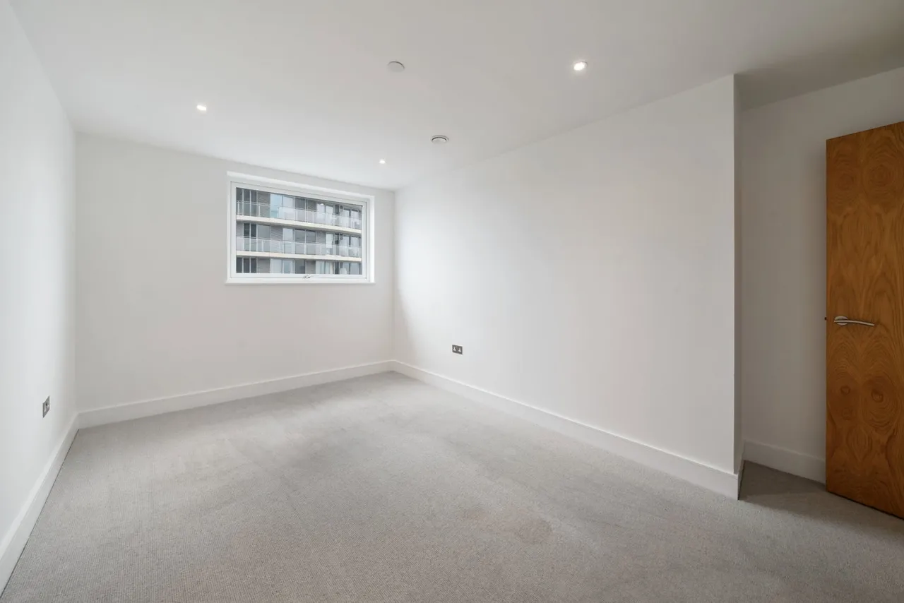 Western Gateway, London, E16, photo 7