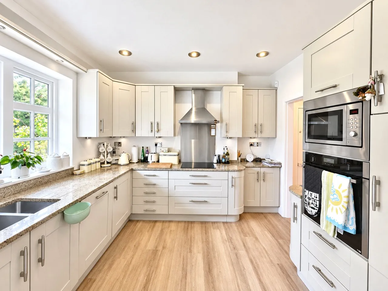 Quarry Road East, Heswall, CH61, photo 8