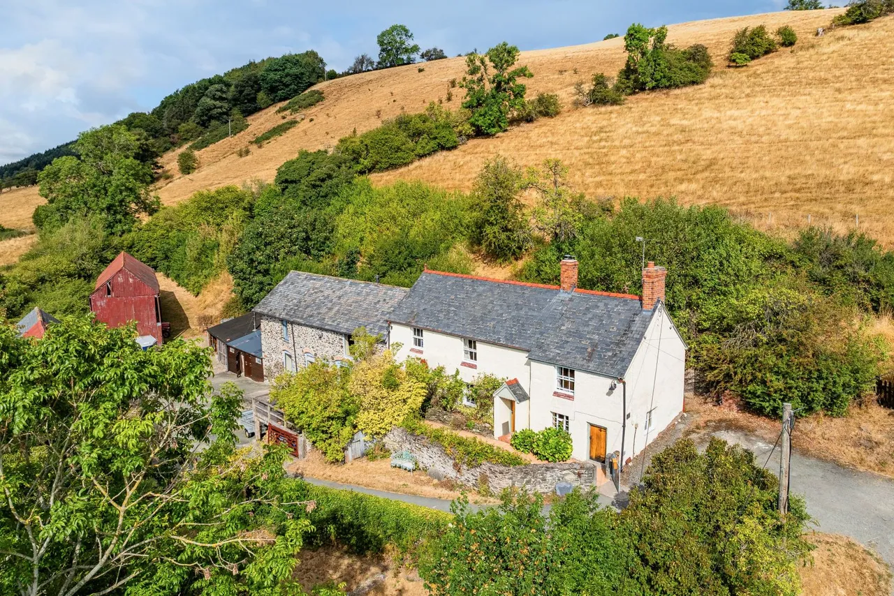 4 bed house for sale, Llanfechain, SY22