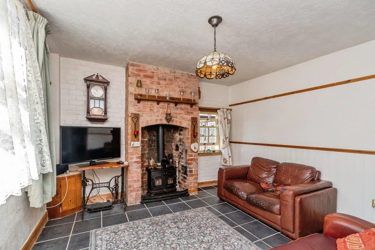 Victoria Street, Broomhill, Cannock, WS11, photo 4