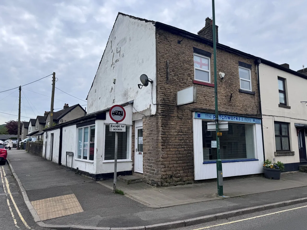 1 bed mixed use for sale, Market Street, High Peak