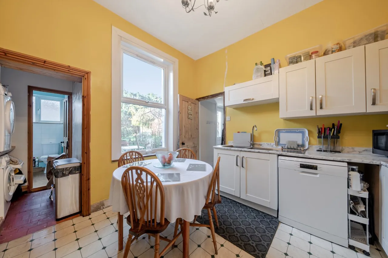 Wellmeadow Road, SE6, photo 21