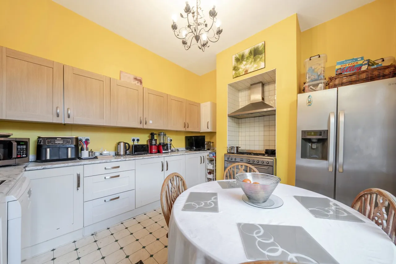 Wellmeadow Road, SE6, photo 2