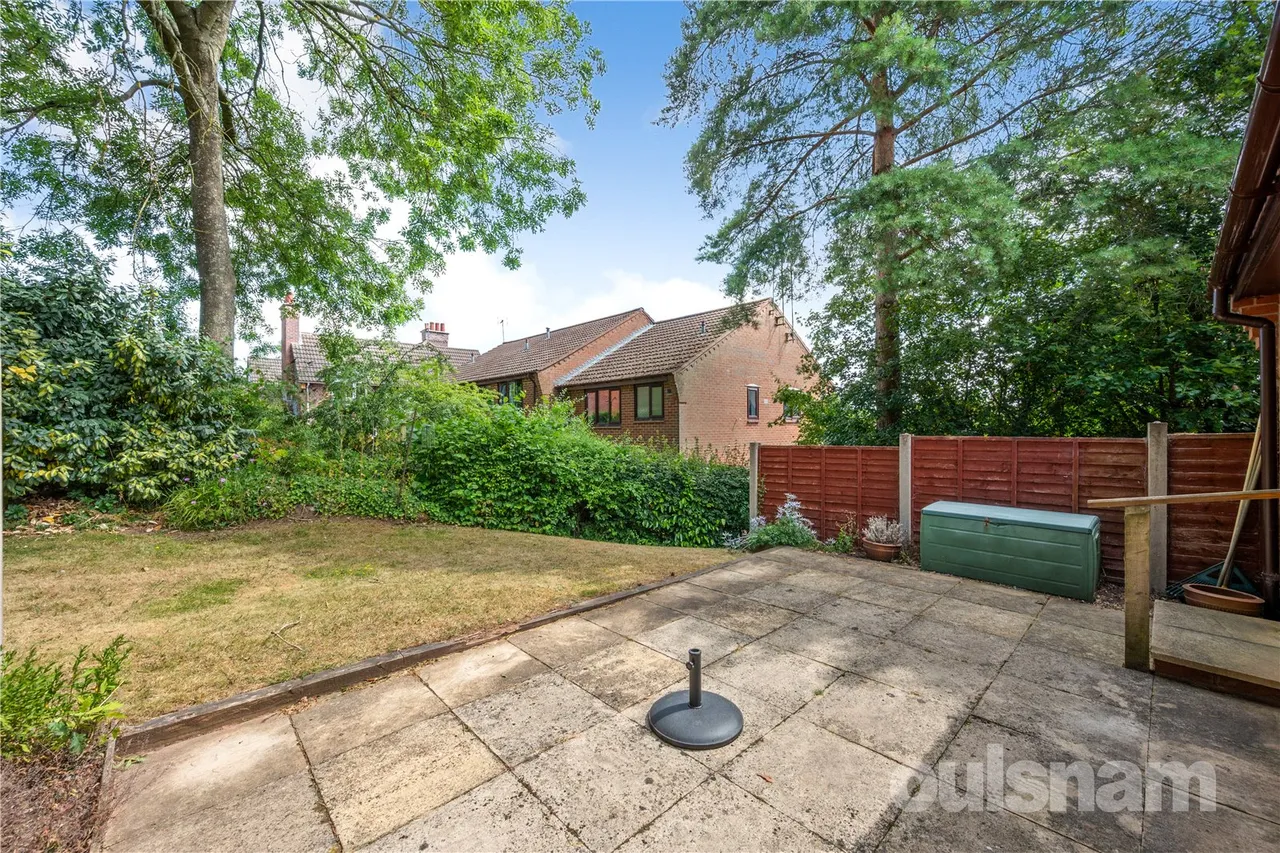 Willow Tree Drive, Barnt Green, Birmingham, Worcestershire, B45 8PB, photo 11